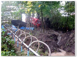 Ger�teeinheit zum Einbau der gesteuerten, fl�ssigkeitsgest�tzten Drainagebohrungen (GFD-Bohrungen)