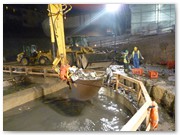 Unterwasseraushub im Bereich des Einsturztrichters